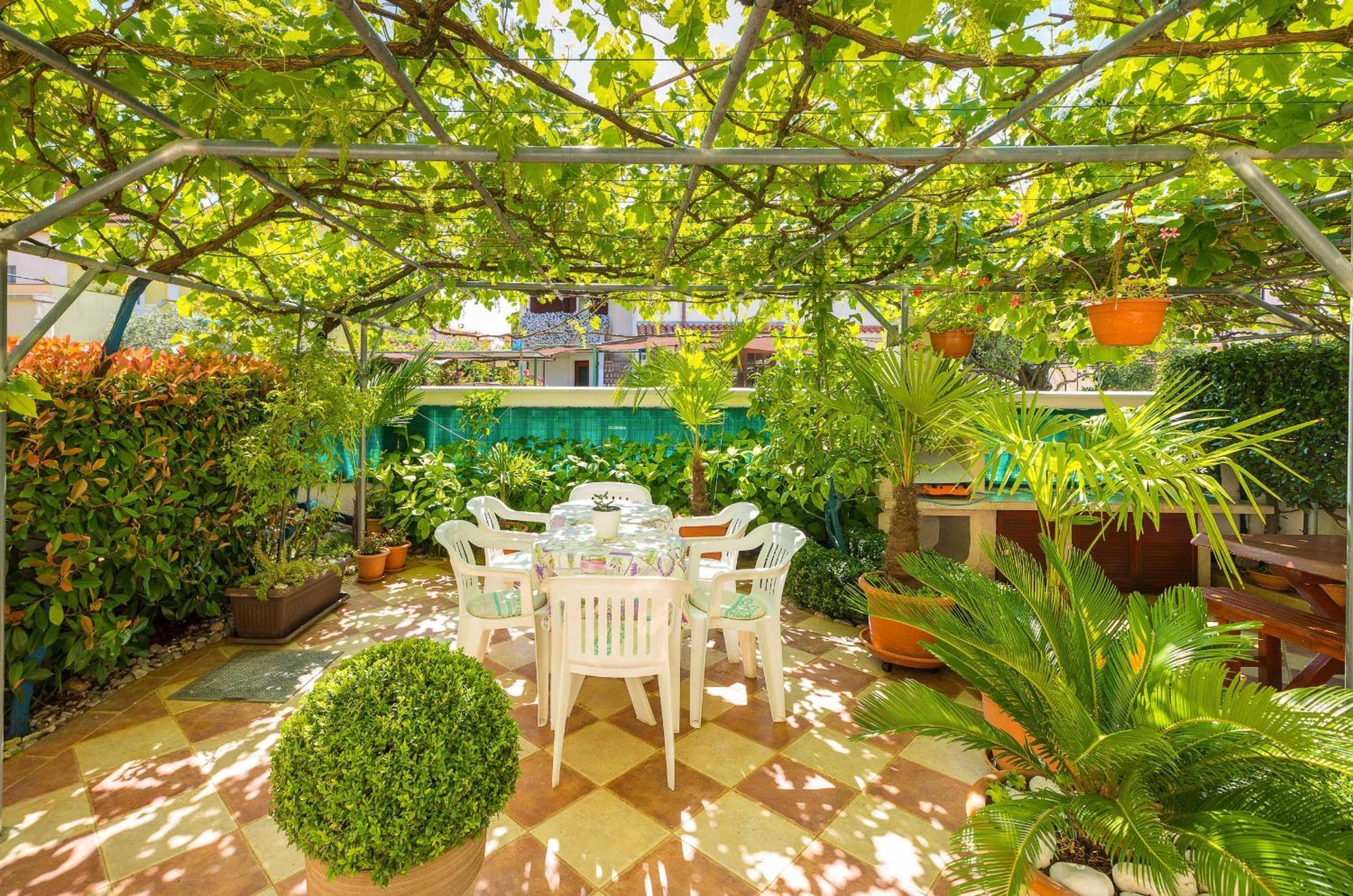 Villa Nada In Fazana - Near The Beach Exterior foto